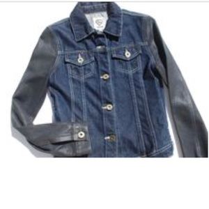Carmar LF women’s denim jacket with black sleeves